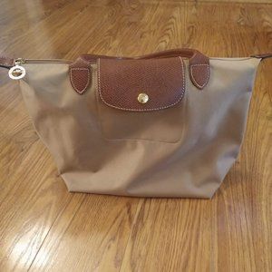 Longchamp Le Pliage Medium Tote